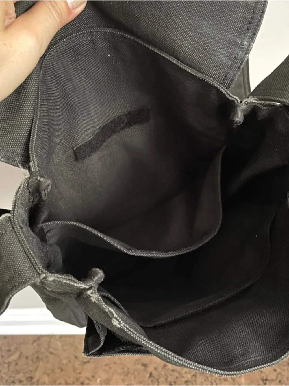 Porter Yoshida Smoky Vertical Messenger Bag - Expandable, made in Japan 🇯🇵